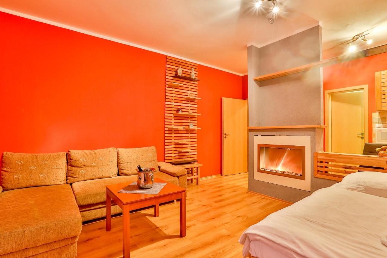 Apartmanovy Dom Fatrapark 1 S Wellness - Hlavna Recepcia Ruzomberok Dış mekan fotoğraf