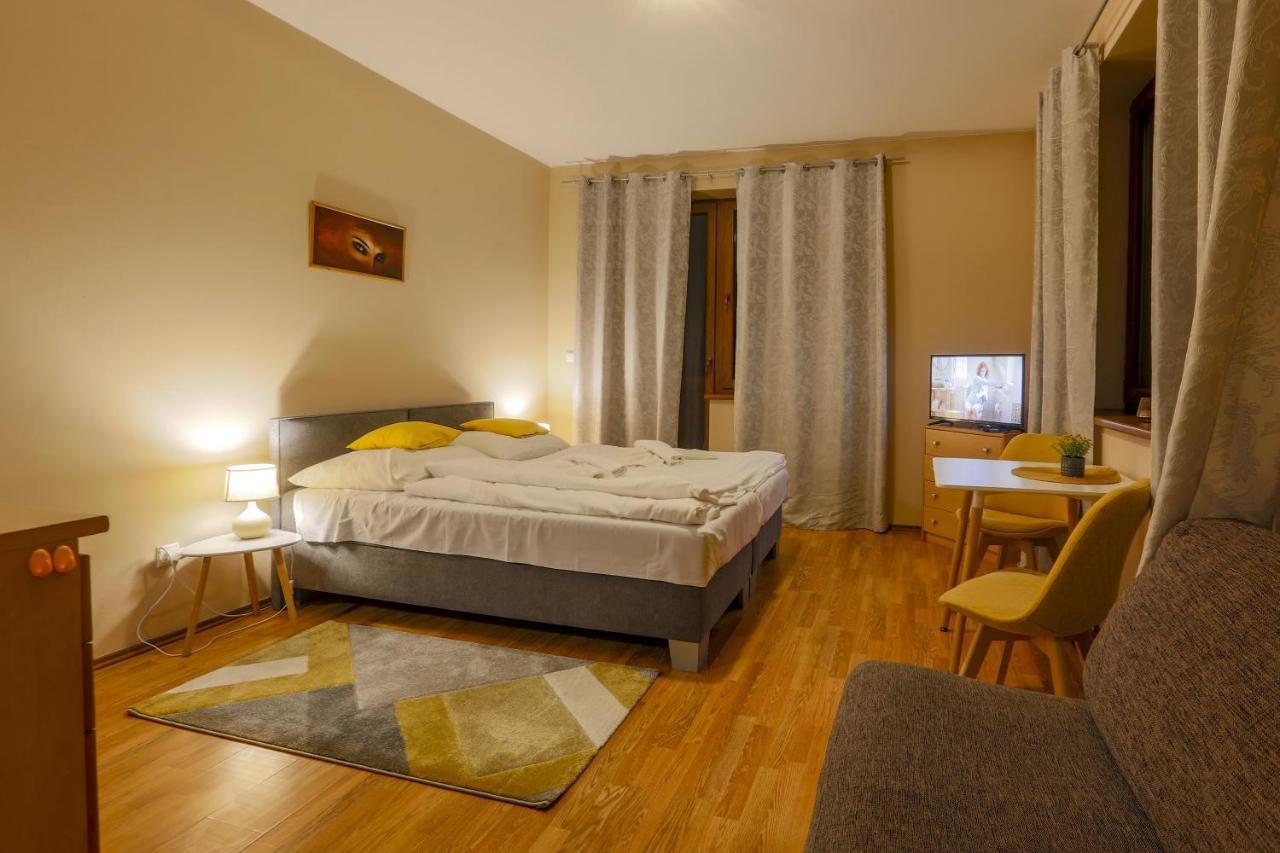 Apartmanovy Dom Fatrapark 1 S Wellness - Hlavna Recepcia Ruzomberok Dış mekan fotoğraf