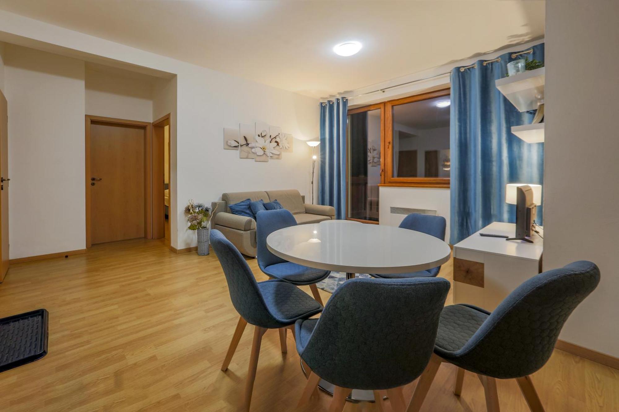Apartmanovy Dom Fatrapark 1 S Wellness - Hlavna Recepcia Ruzomberok Dış mekan fotoğraf