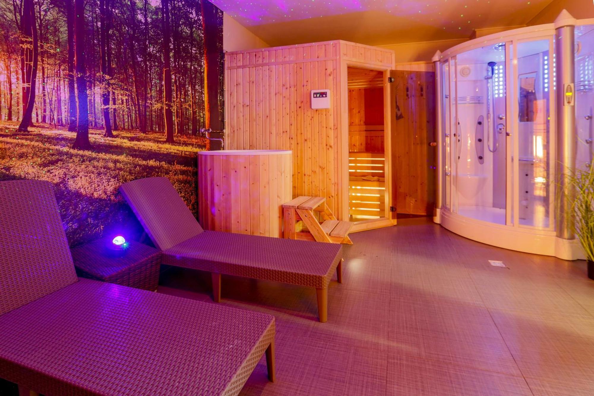Apartmanovy Dom Fatrapark 1 S Wellness - Hlavna Recepcia Ruzomberok Dış mekan fotoğraf